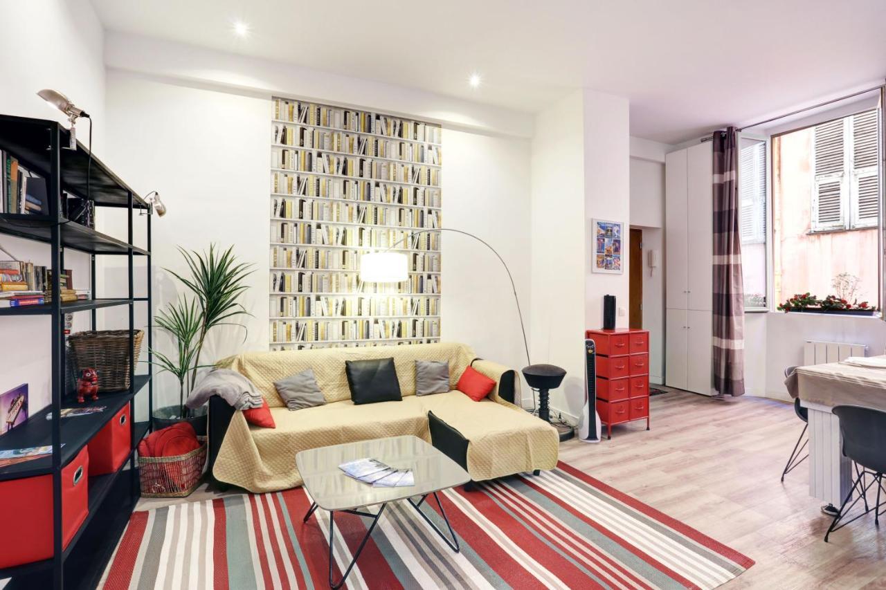 شقة Centrale 2 - F4 Spacieux Et Confortable Au Centre Du Vieux-نيس المظهر الخارجي الصورة